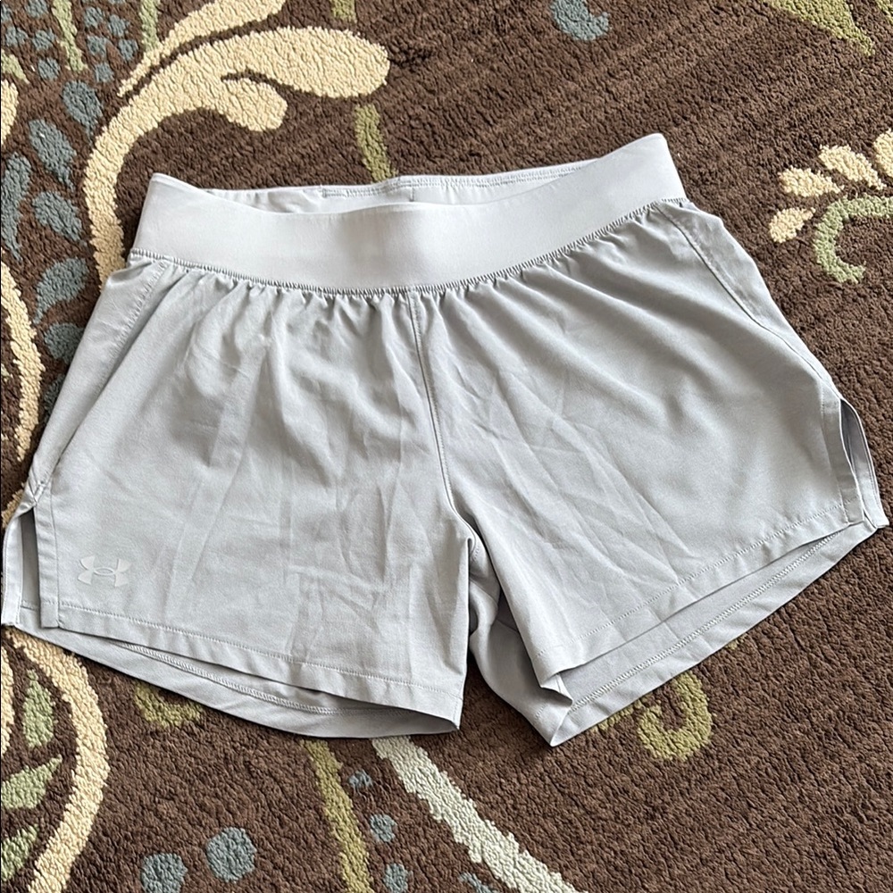Under Armour Gray Athletic Shorts Lightweight Elastic Waist